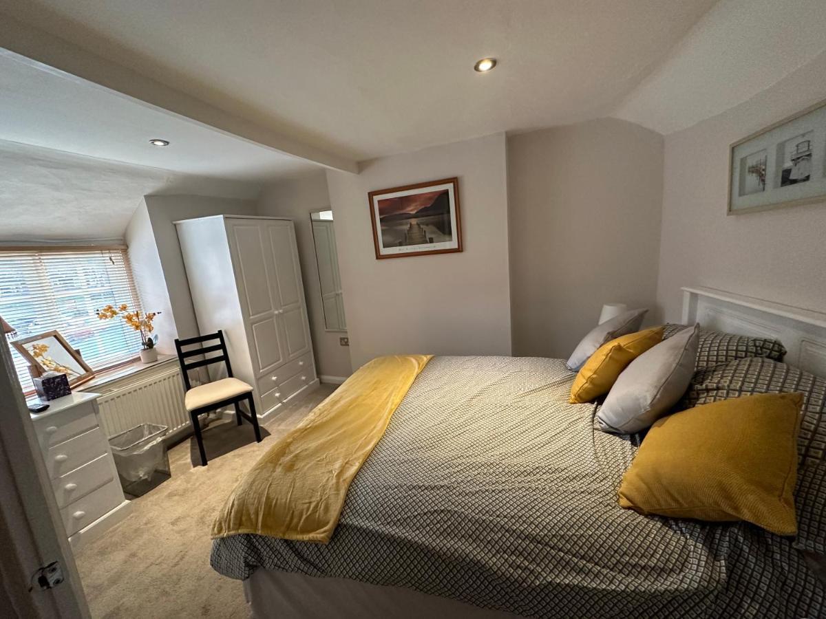 Cottage En-Suite Room With Private Lounge Bridport Bagian luar foto